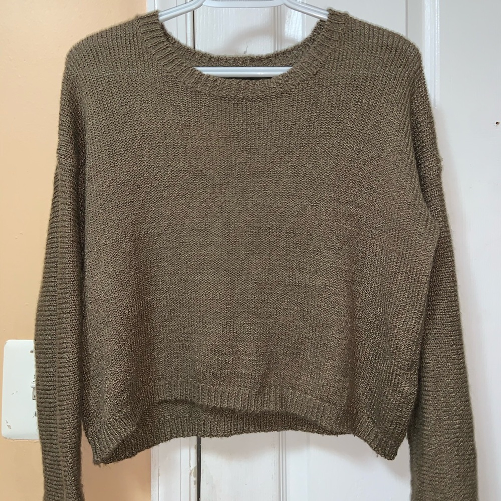 Cropped knit sweater
